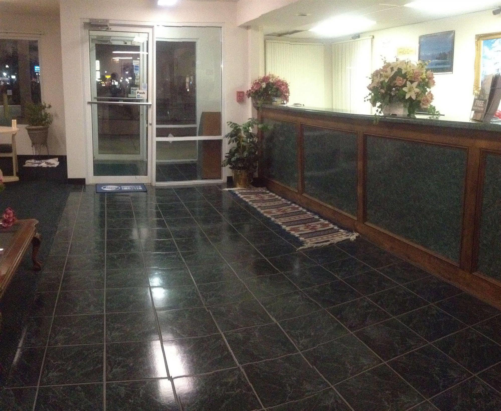 Garden Inn & Suites 메터 외부 사진